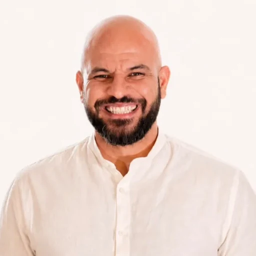 دکتر حسین مختاری
